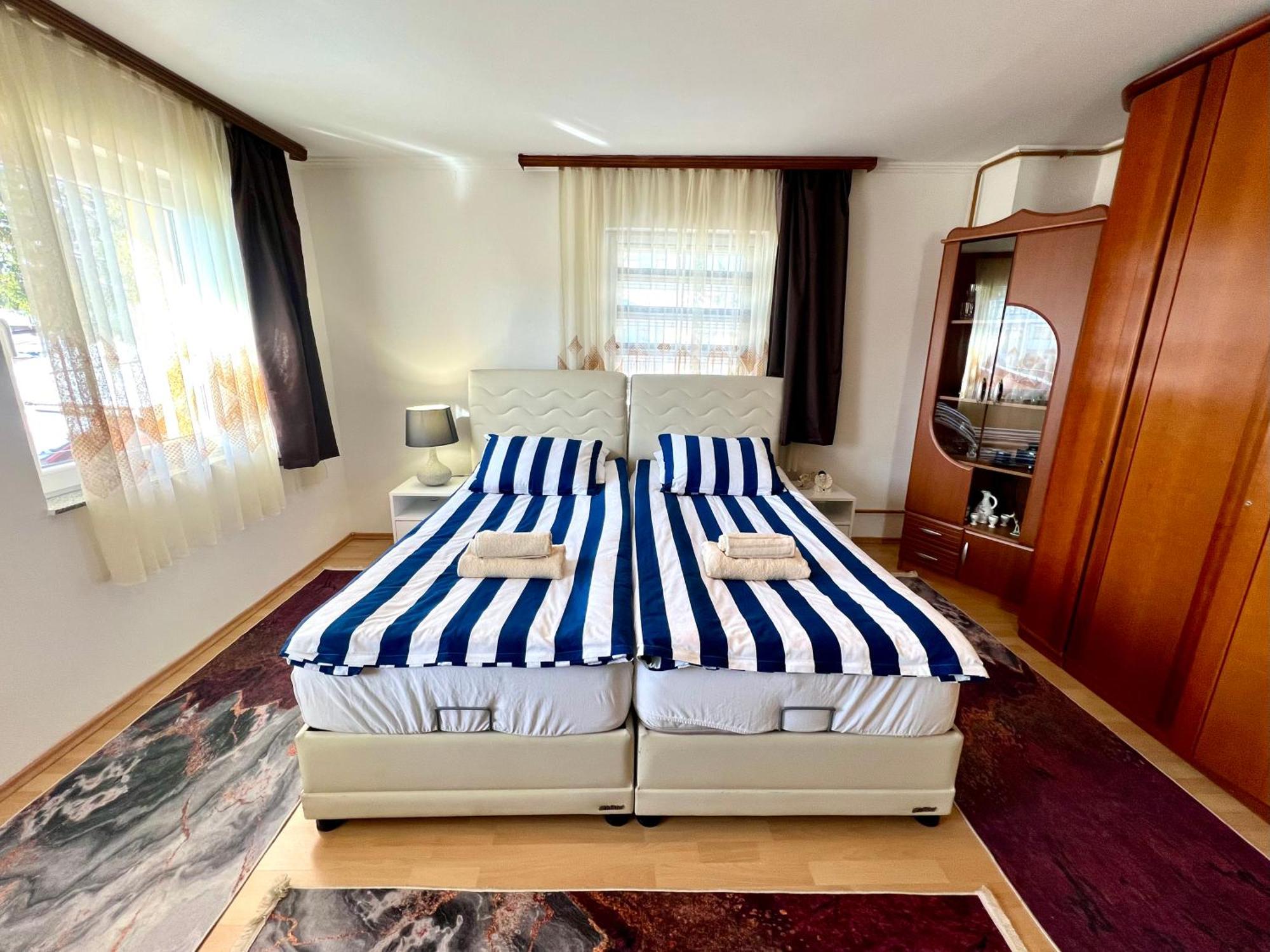 Hani Studio Apartment Сараєво Екстер'єр фото